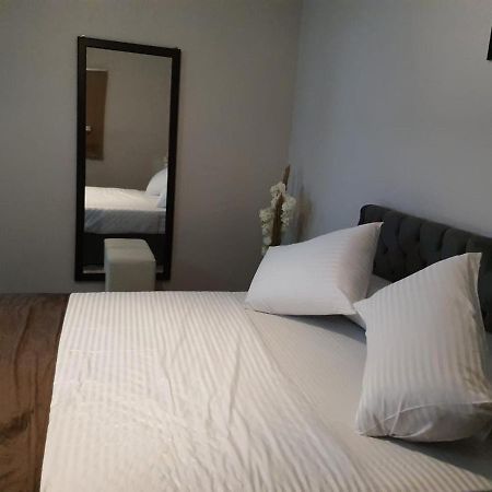 Youvala Serviced Apartment Giza Exteriör bild