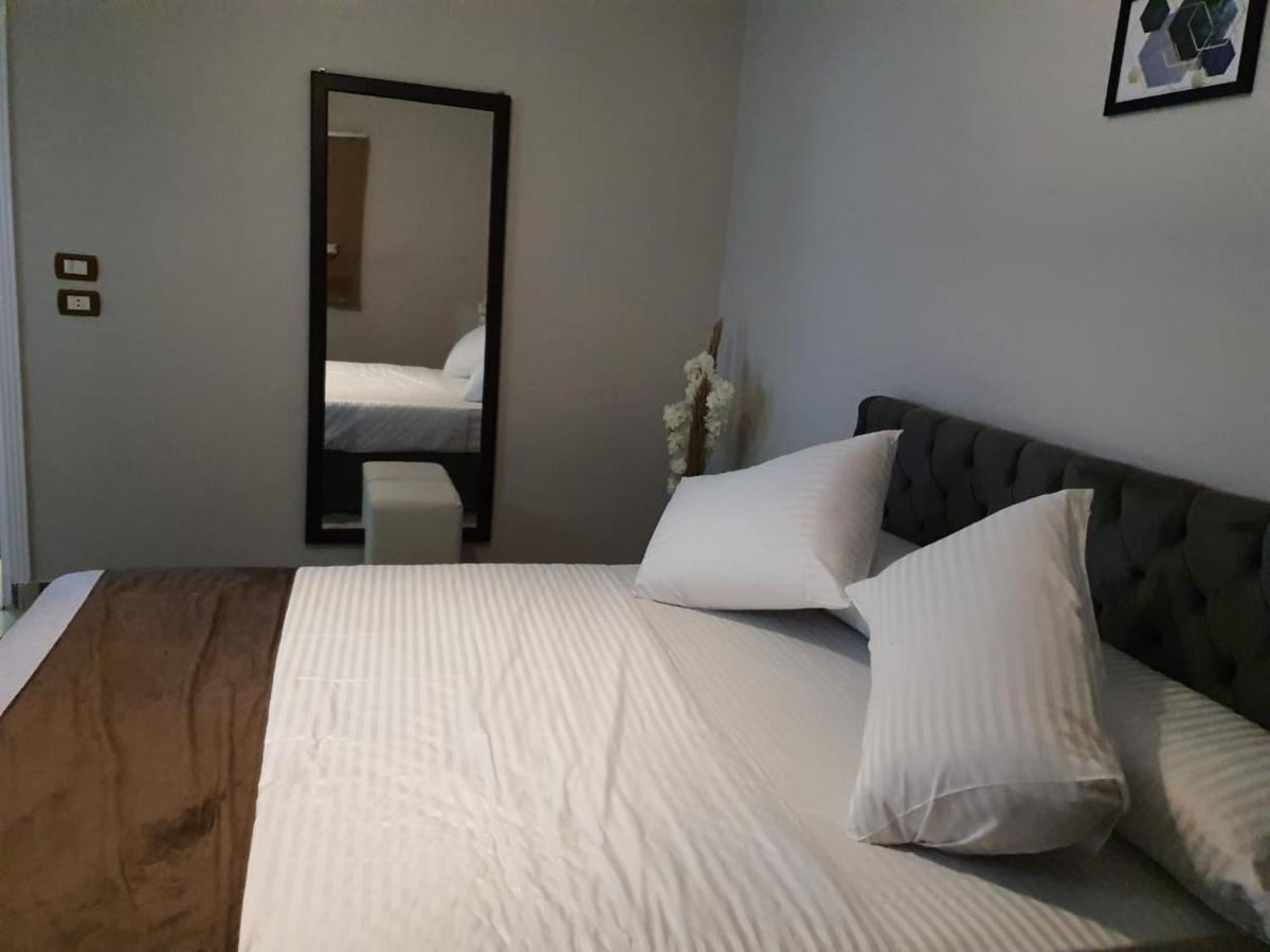 Youvala Serviced Apartment Giza Exteriör bild