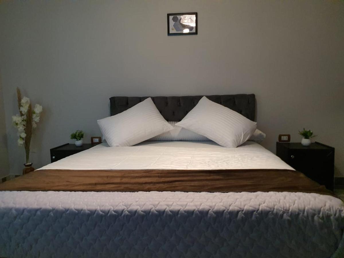 Youvala Serviced Apartment Giza Exteriör bild